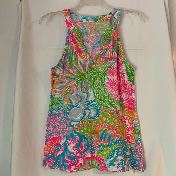 Lilly Pulitzer 'Arya Tank Top' in vibrant 'Lovers Coral' pattern - Picture 1 of 6